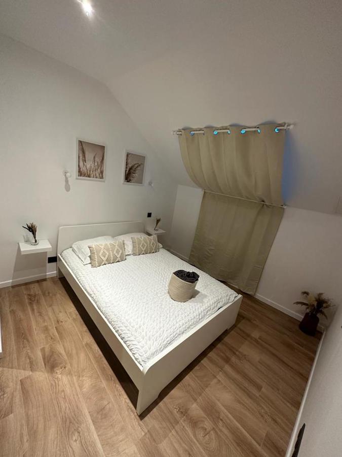 Chambres Dans Maison Neuve Au Style Chic Et Boheme Villeneuve-sous-Dammartin Cameră foto